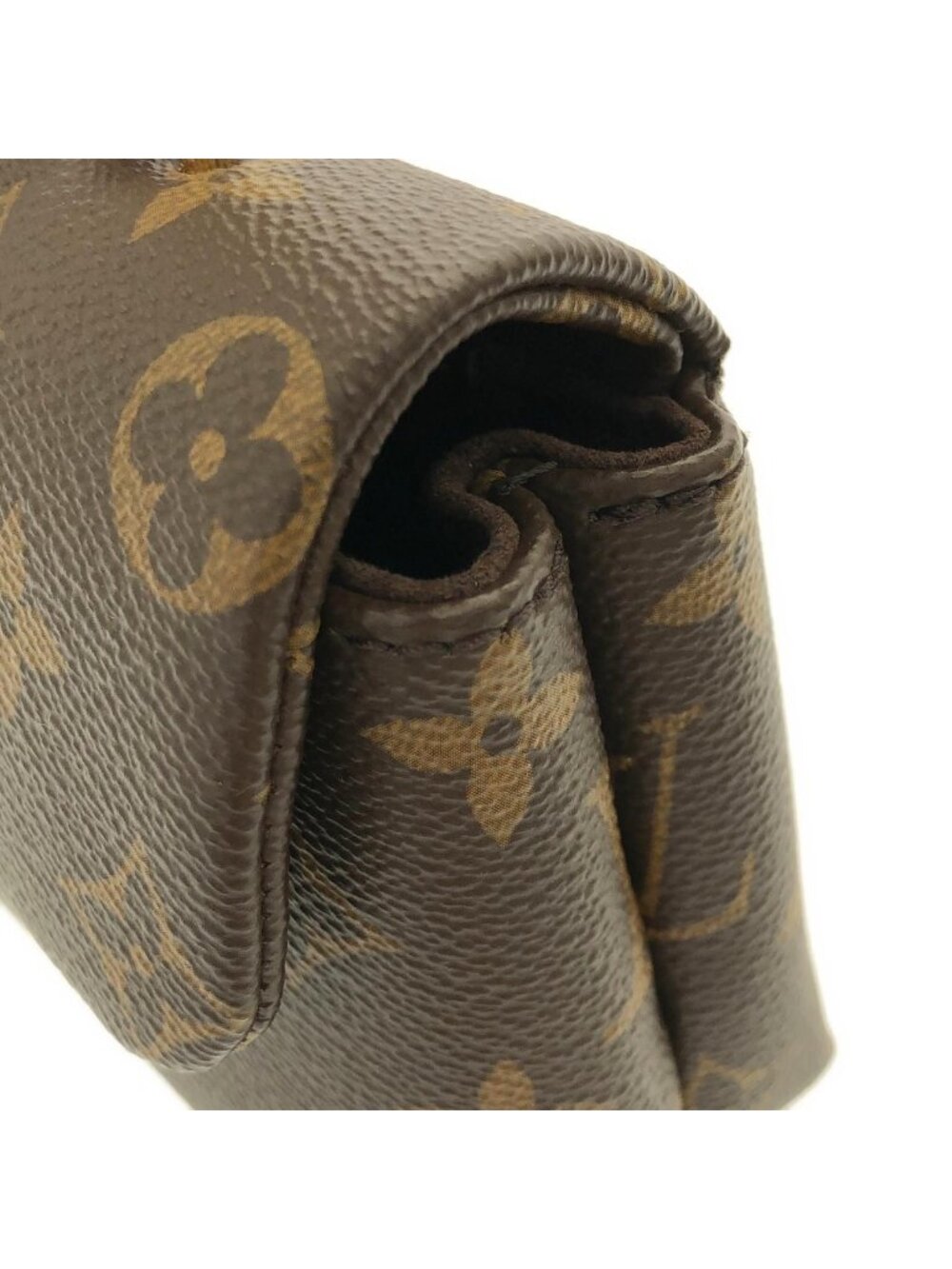 Louis Vuitton Monogram Nano Madeleine View 5